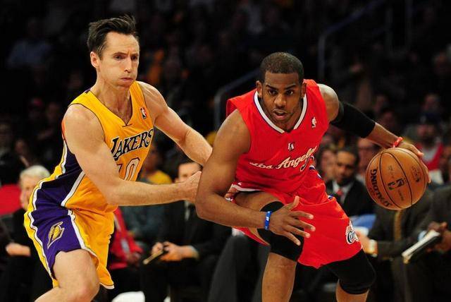 更彰显了火 更彰显了火